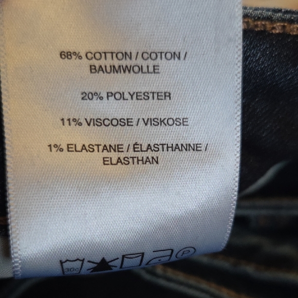 Silver Jeans Suki Short Curvy Mid Rise Dark Blue - Picture 7 of 8